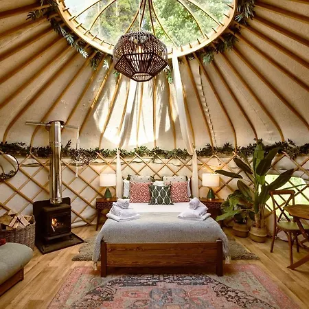 Yurtshire Eavestone Lake - Birch Yurt Ripon Exterior photo