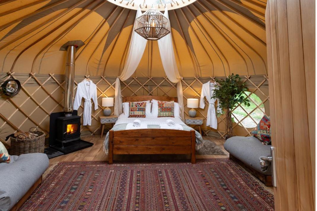 Yurtshire Eavestone - Birch Yurt Alojamento de Turismo Selvagem *